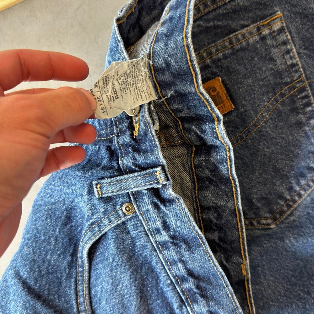 Vintage dark Wash Carhartt relaxed work jeans - Picture 3 of 6